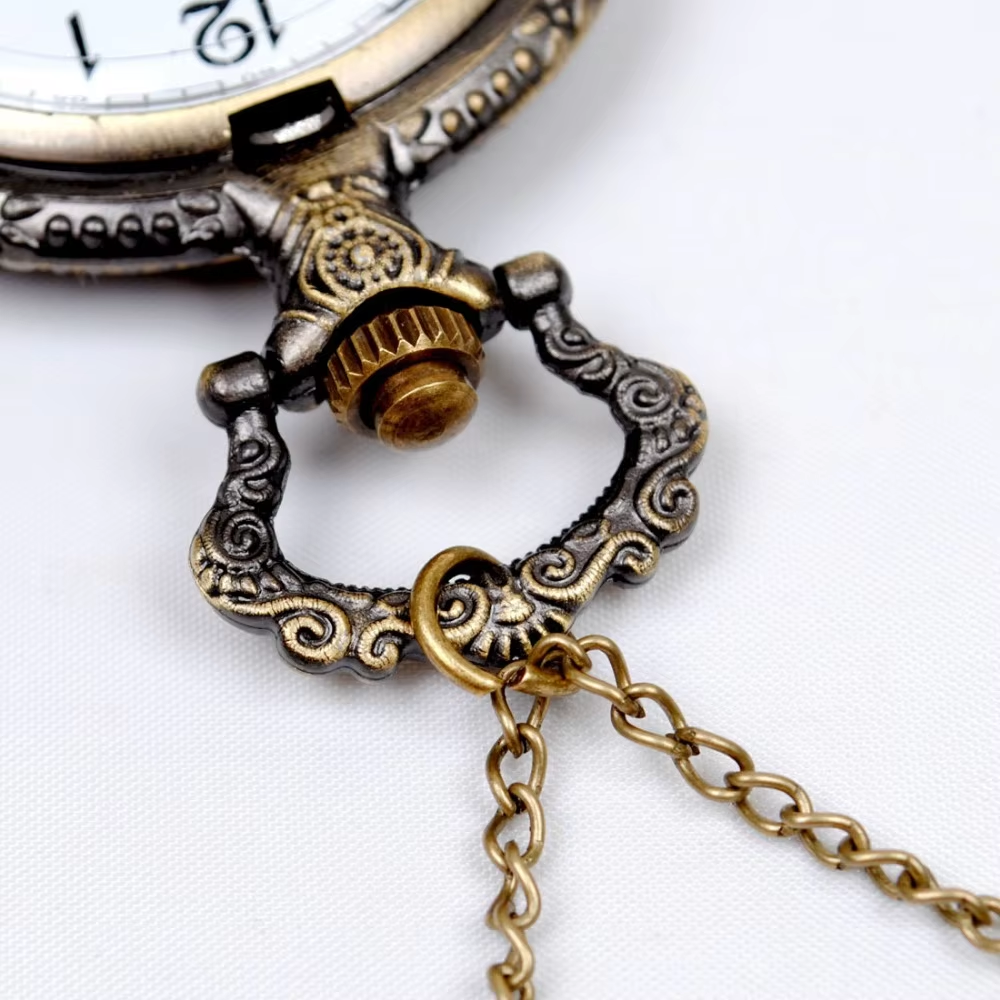 NEW Style  Big Vintage Eiffel  - Vintage Jewelry Watches Women recensione e prezzo