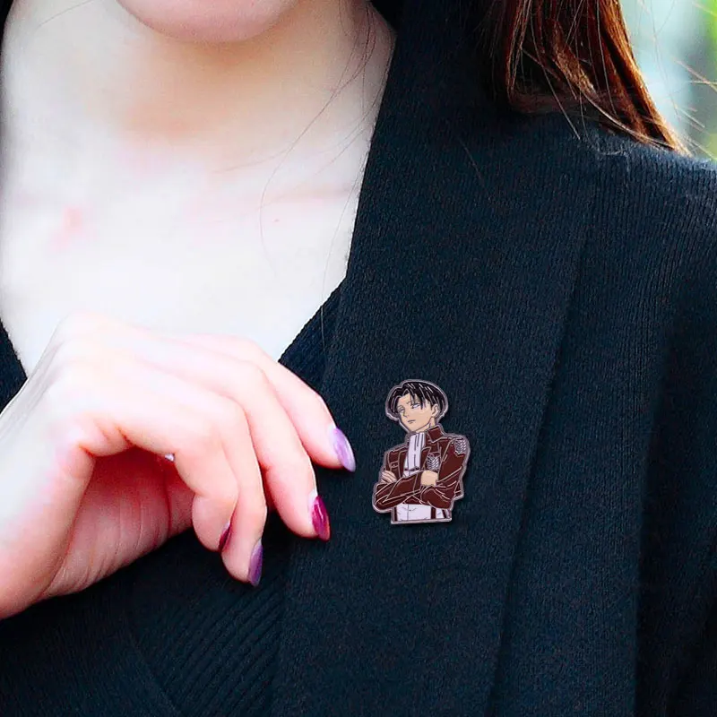 Attack On Titan Levi Ackerman  - Levi Jewelry & Watches Inc recensione e prezzo