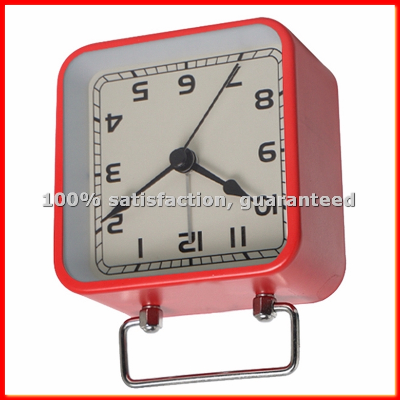Small Metal Square Alarm Clock - Watches & Jewelry Repair Center New York recensione e prezzo