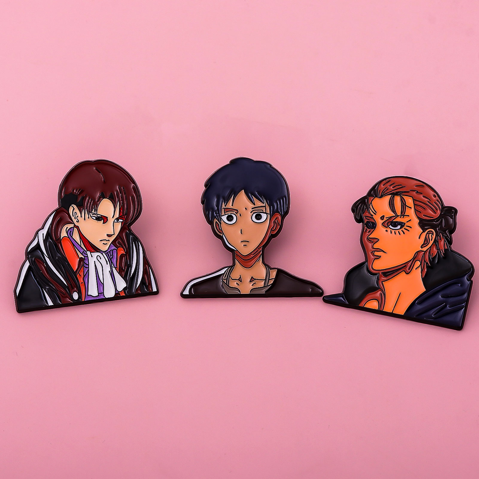 Anime Titan Metal Brooch Anime - Levi Jewelry & Watches Inc recensione e prezzo