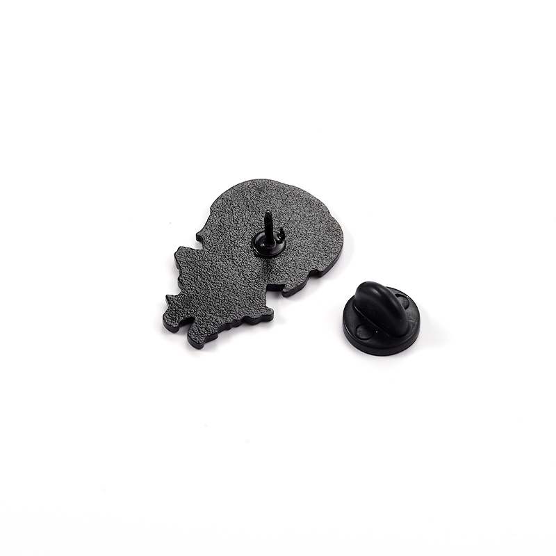 Attack on Titan Chibi Enamel P - Levi Jewelry & Watches Inc recensione e prezzo