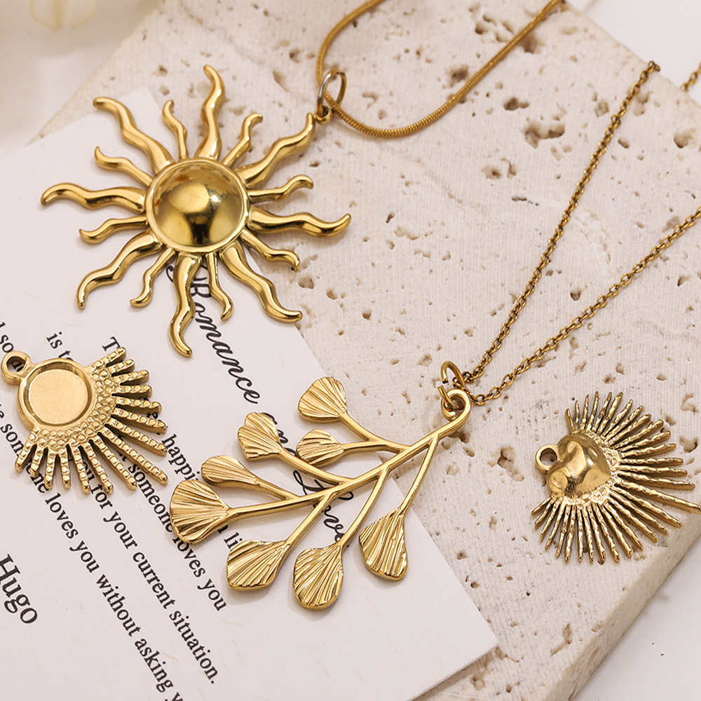 5pcs Stainless Steel Flower Ch - Moon Star Earrings recensione e prezzo