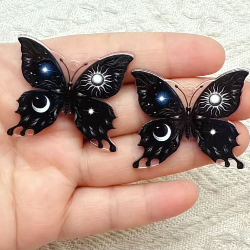 Gothic Dark Butterfly Acrylic  - Moon Star Earrings recensione e prezzo