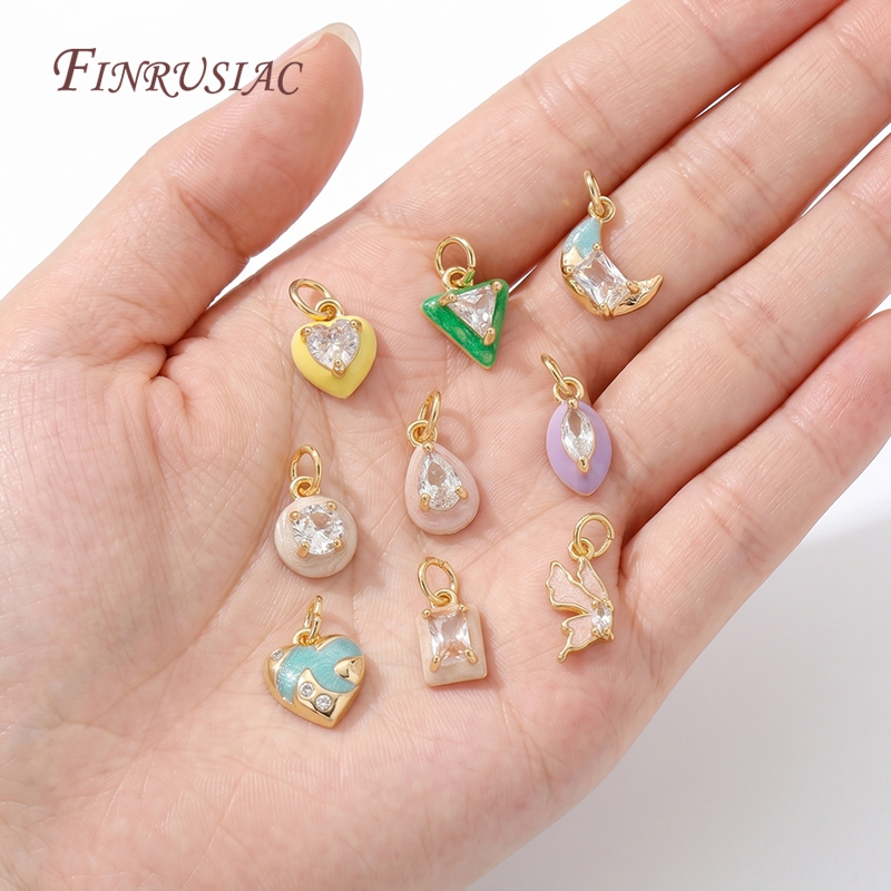 14K Gold Plated Enamel Charms  - Moon Star Earrings recensione e prezzo