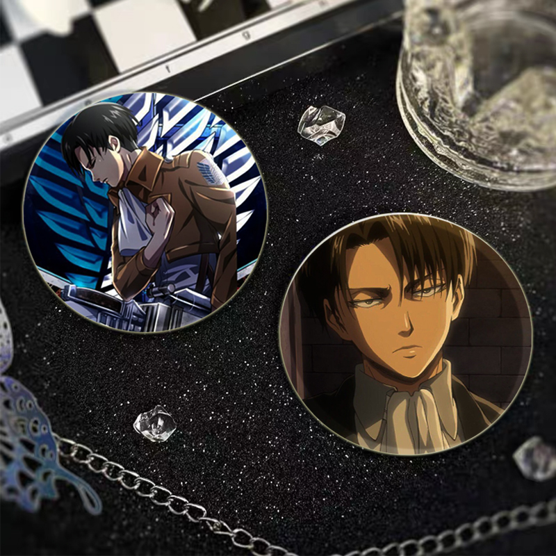 58mm Levi Ackerman Anime Chara - Levi Jewelry & Watches Inc recensione e prezzo